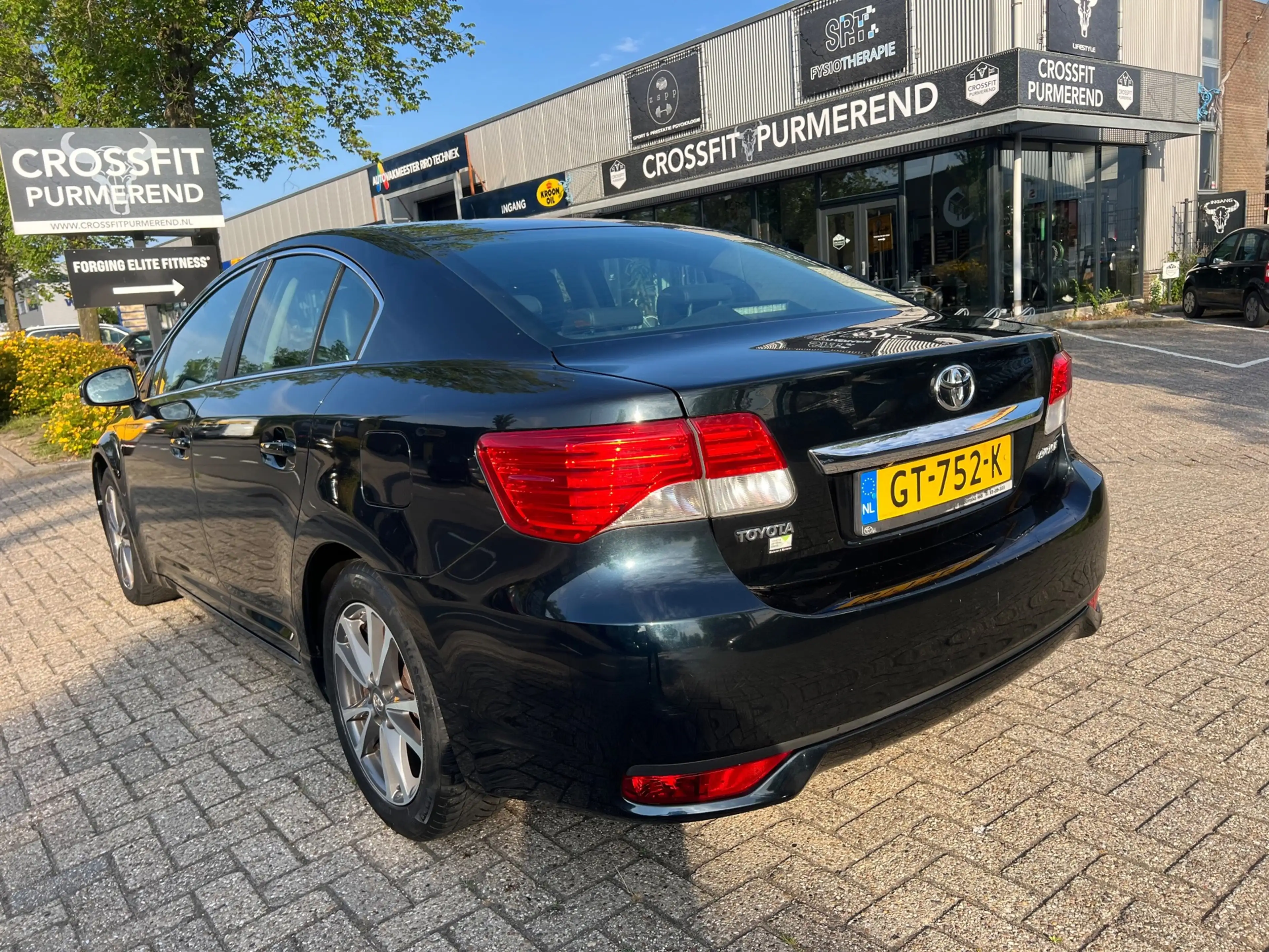 Toyota Avensis 1.8 Dynamic - FULL OPTIONS - FACELIFT — photo 5