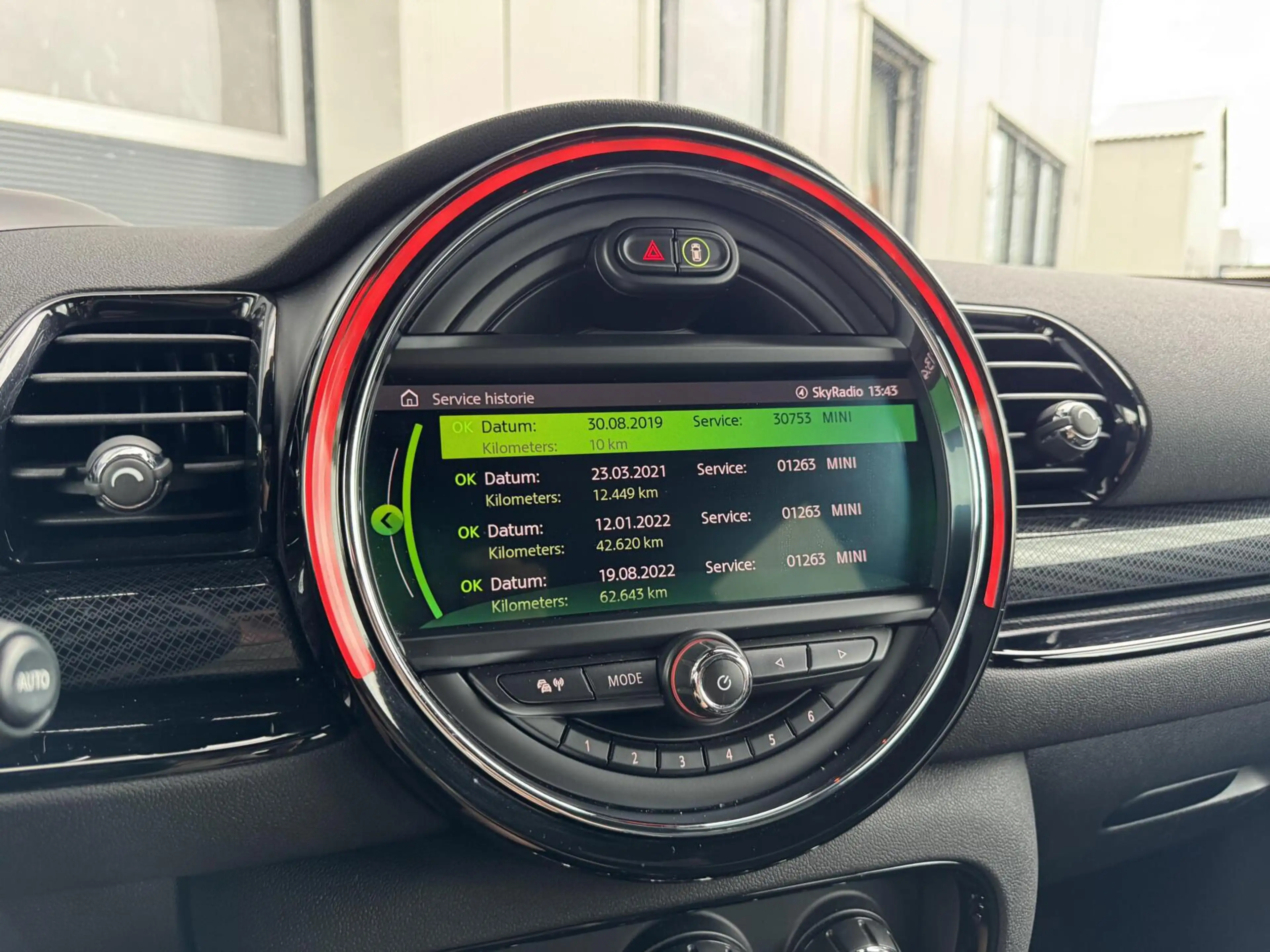 MINI Cooper S Clubman 2.0 ALL4 Chili Automaat | Panorama | Alcantara/Led — photo 14