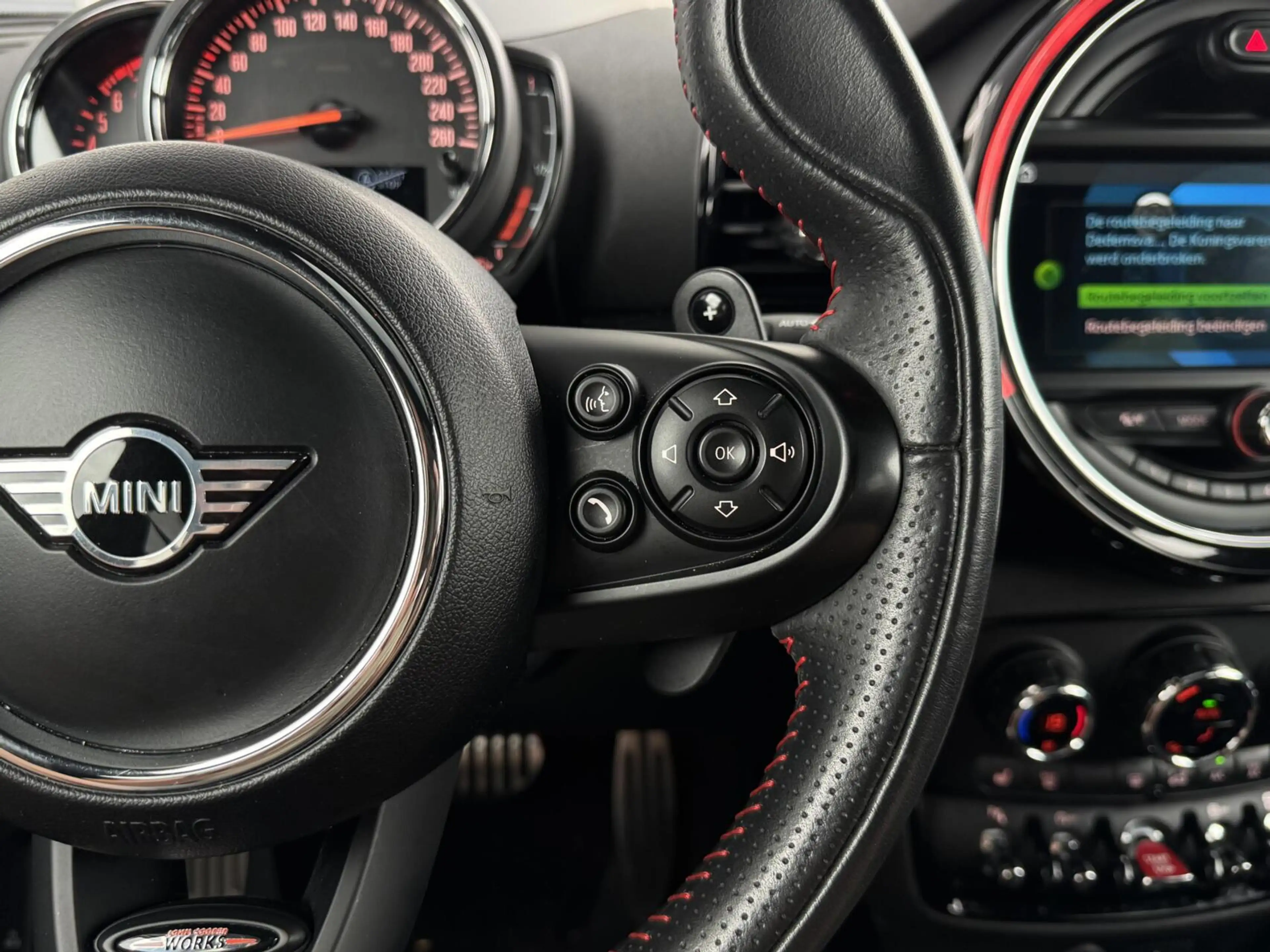 MINI Cooper S Clubman 2.0 ALL4 Chili Automaat | Panorama | Alcantara/Led — photo 11