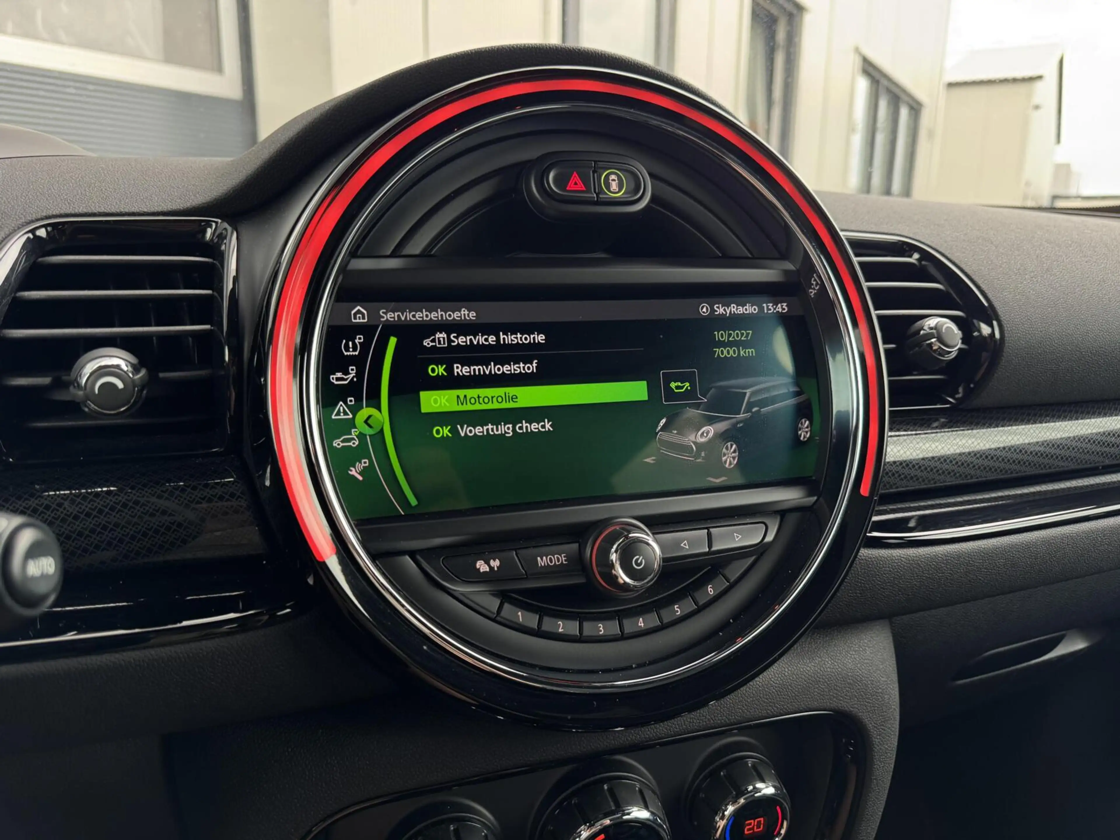 MINI Cooper S Clubman 2.0 ALL4 Chili Automaat | Panorama | Alcantara/Led — photo 13