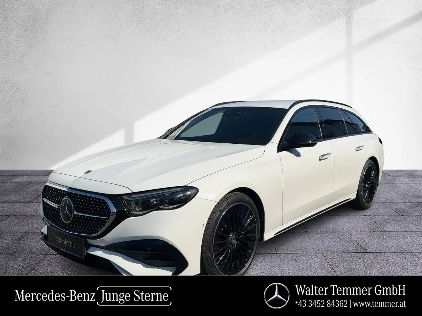 Mercedes-Benz E 220 d 4M T-Modell AMG-Line Distr Night AHV RKam Weiß - 1