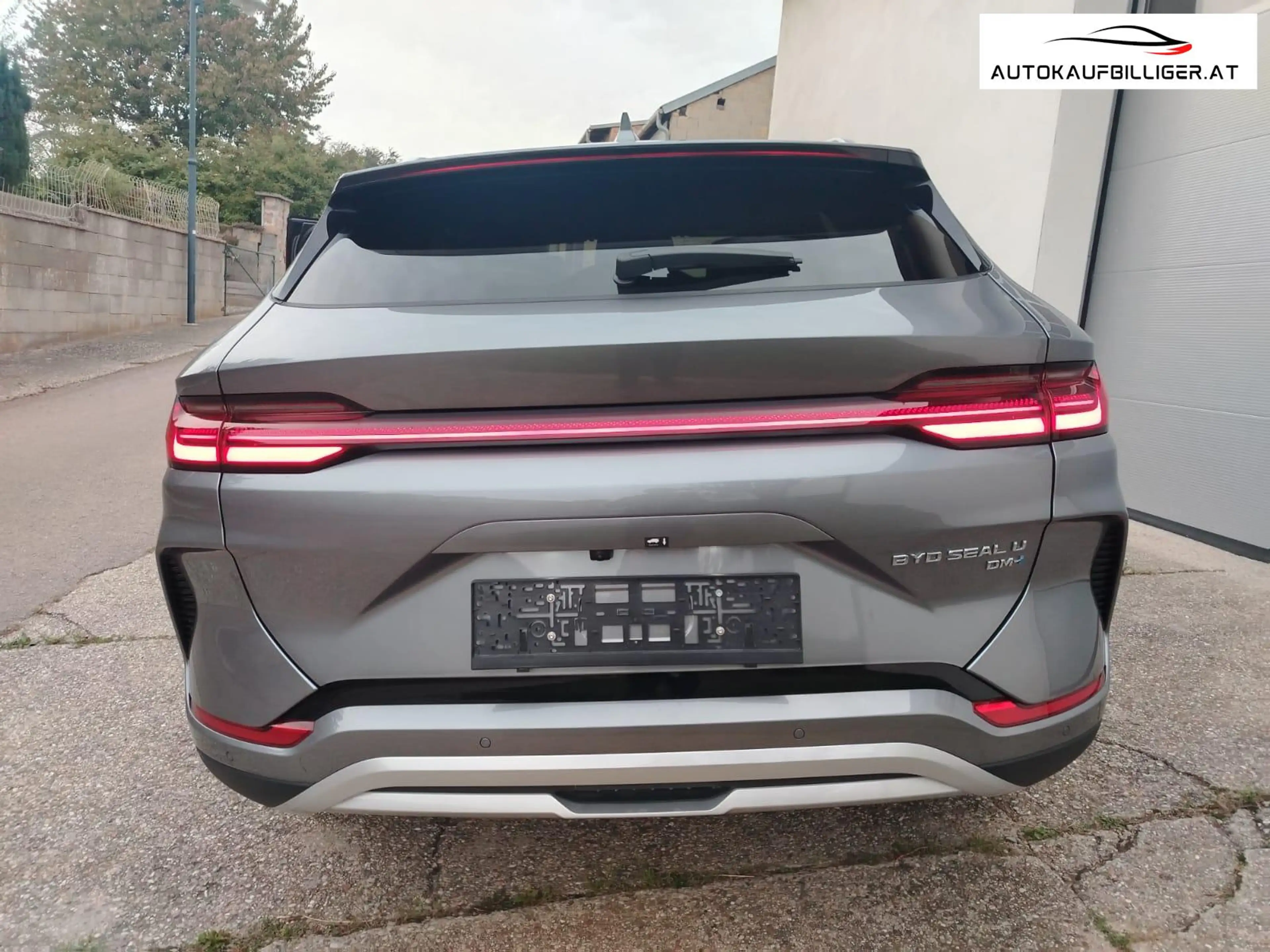 BYD Seal U DM-i Comfort *Österreich-Paket* — photo 3