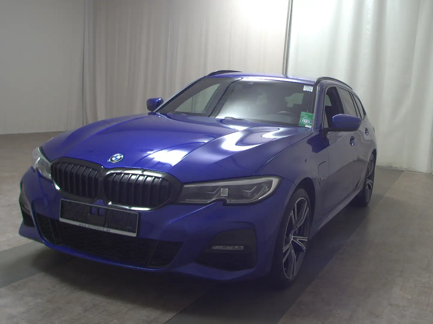 BMW 330 e Touring Advantage Navi Laser LC prof. StHzg Bleu - 2