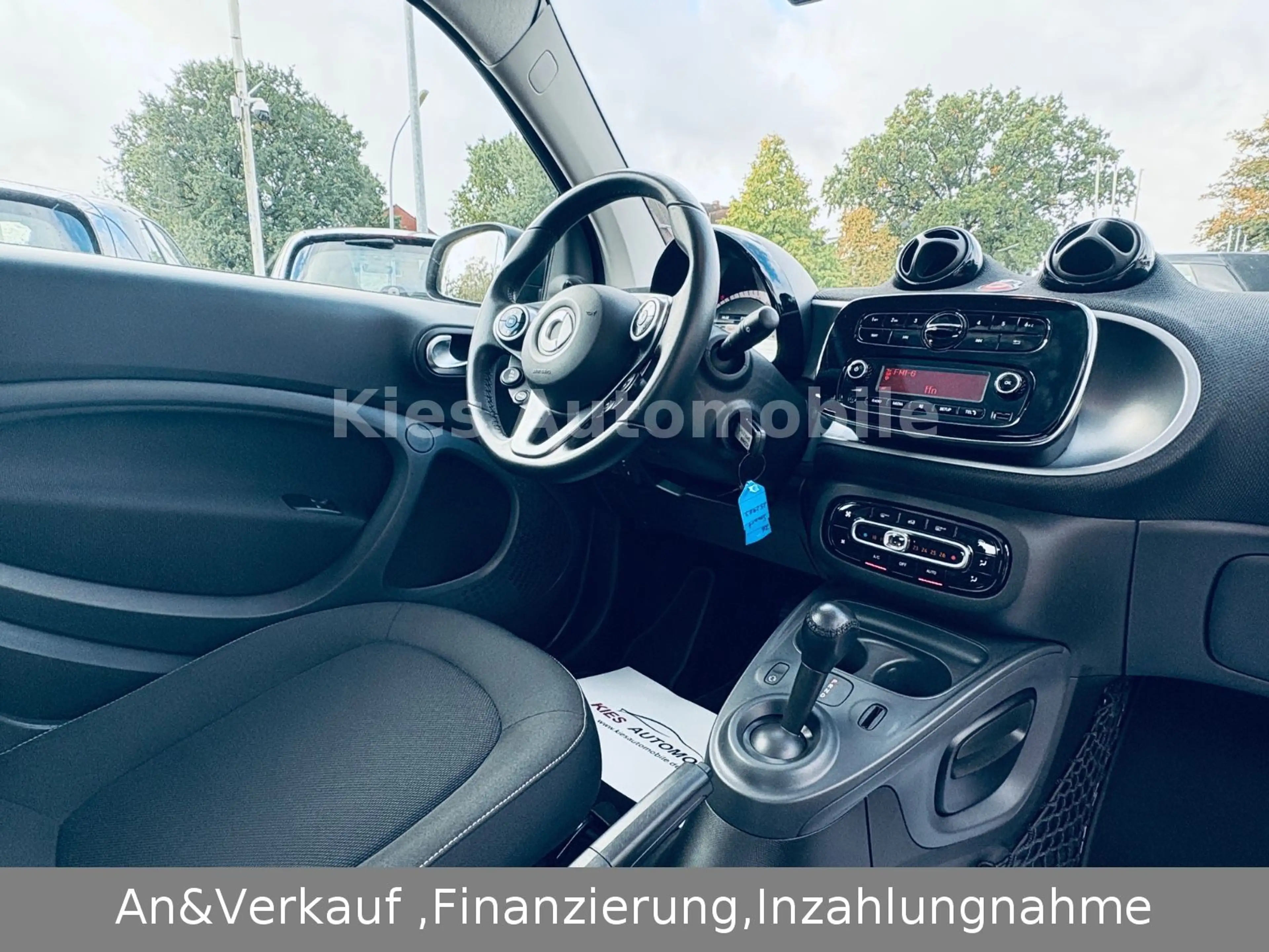 smart forTwo Passion AUTOM/PANO/KLIMA/2.HAND/SCHECKHEF — photo 9