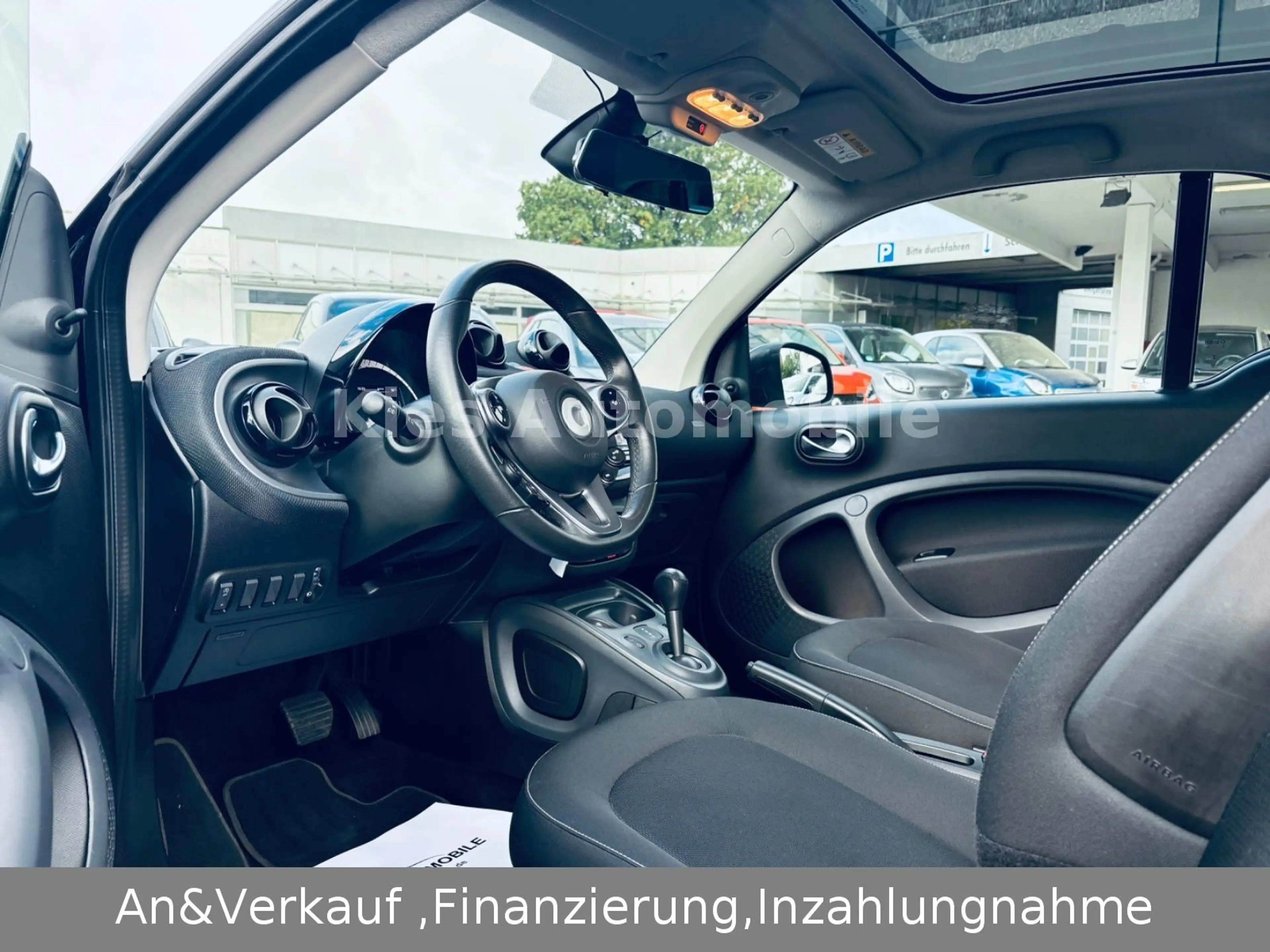 smart forTwo Passion AUTOM/PANO/KLIMA/2.HAND/SCHECKHEF — photo 11