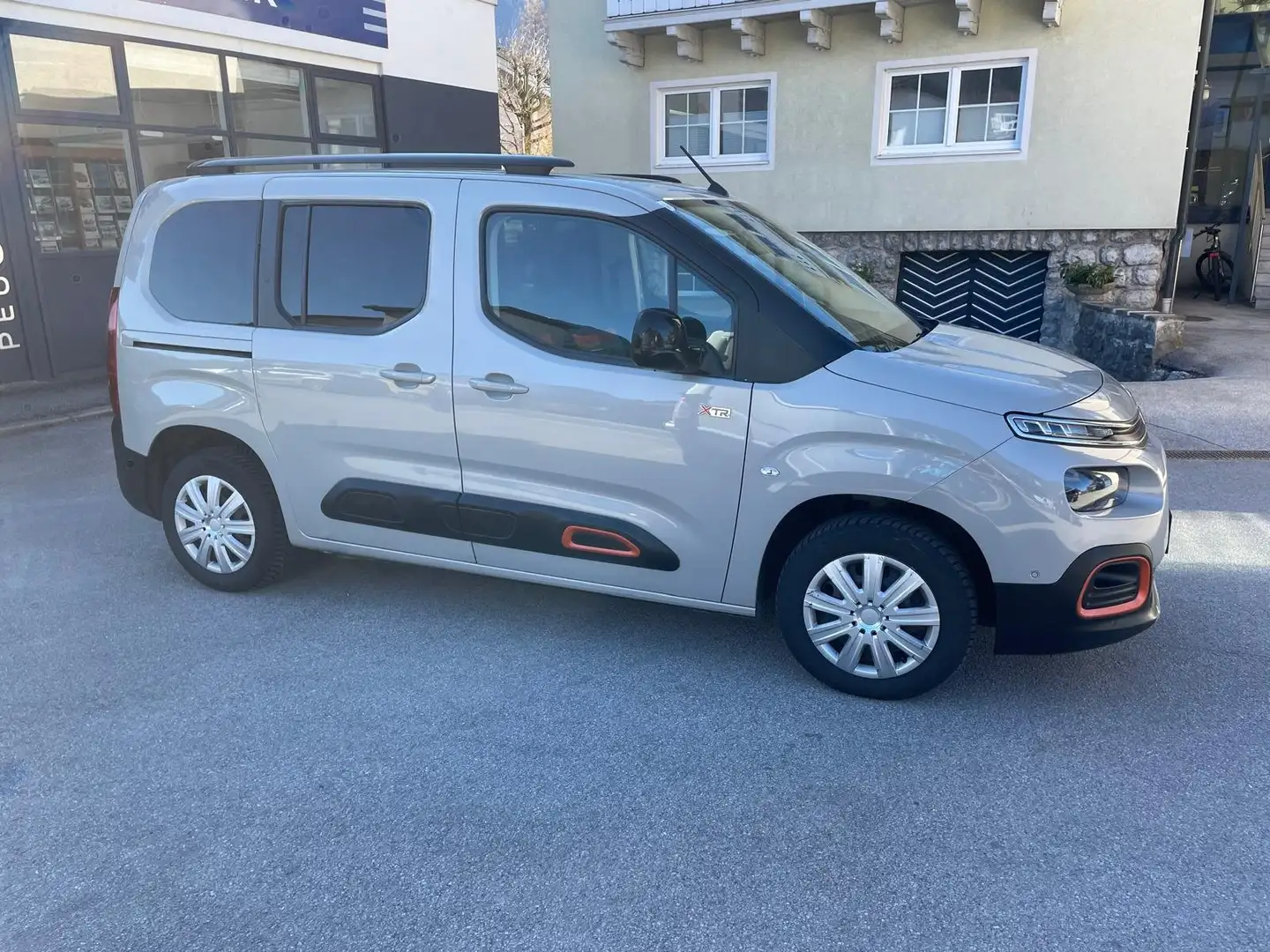Citroen Berlingo Berlingo BlueHDI 130 S Grau - 2