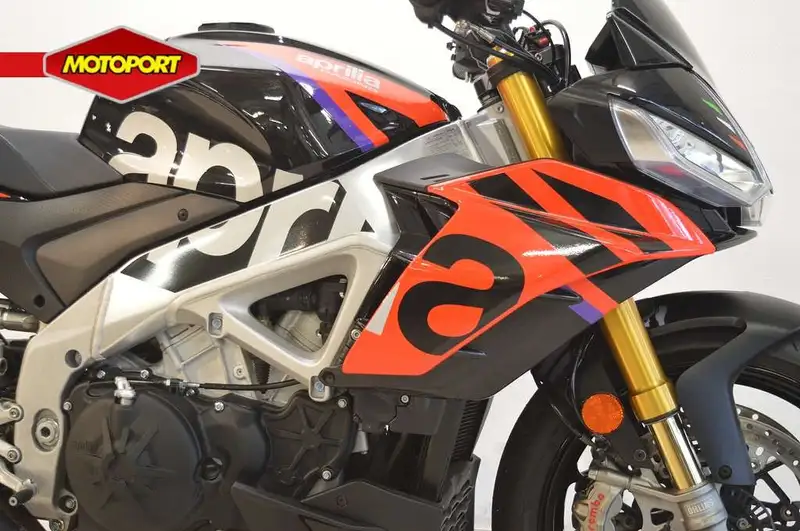 Aprilia Tuono - foto 7
