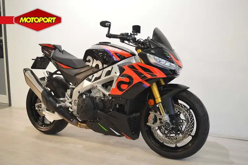 Aprilia Tuono - foto 2