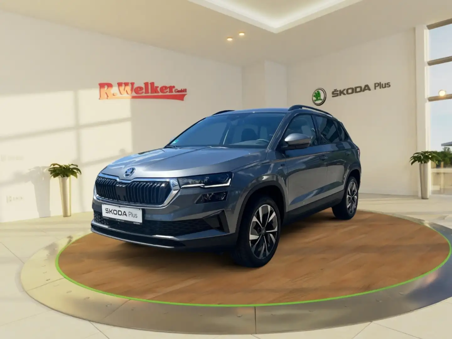 Skoda Karoq Tour 1.5 TSI DSG ''AHK''Infotainmant-Fahrassistenz Grau - 1