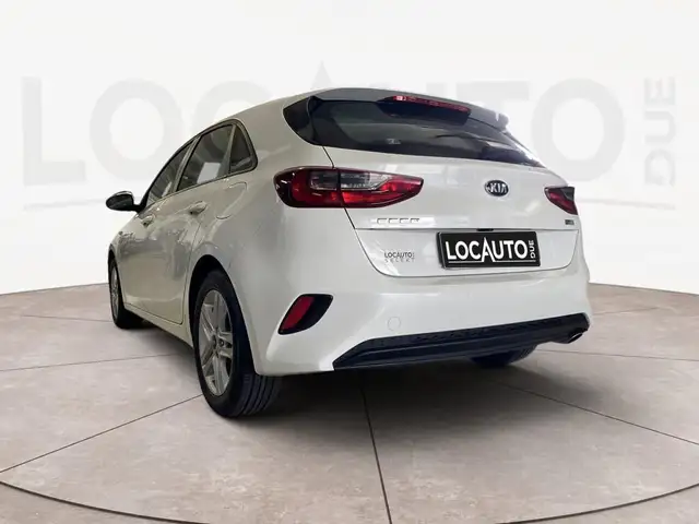 Kia Ceed view 5