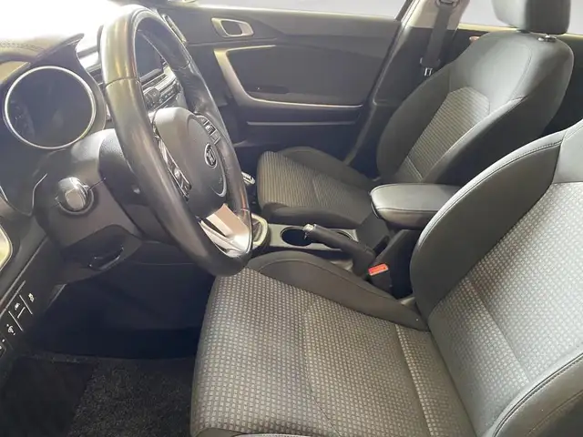 Kia Ceed view 7