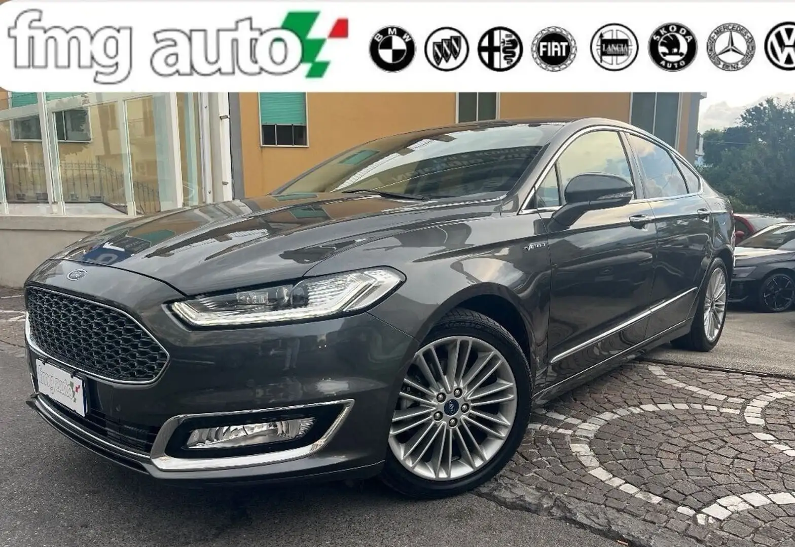 Ford Mondeo Full Hybrid 2.0 187 CV eCVT 4 porte Vignale Gris - 1