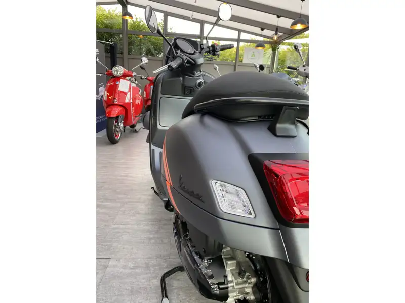 Vespa GTV 310 - foto 3