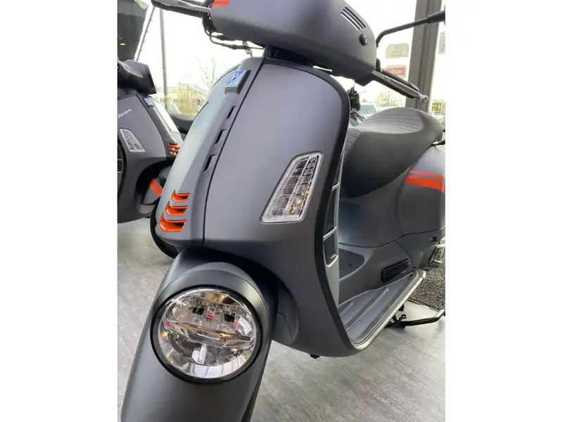 Vespa GTV 310 - foto 2