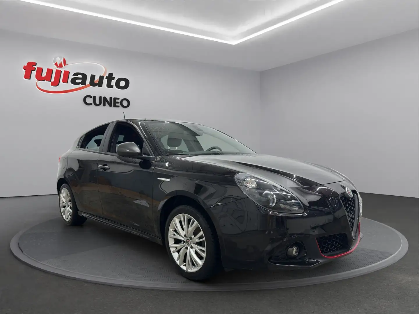 Alfa Romeo Giulietta Giulietta 1.4 t. Super 120cv Noir - 2