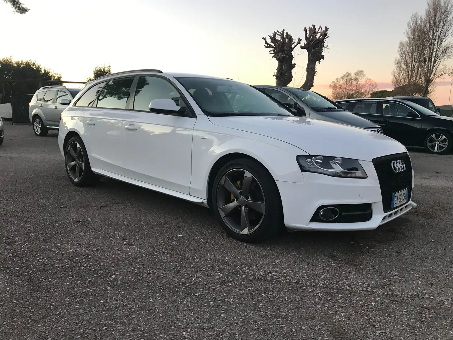 Audi A4 Avant Tdi AUTOMATICA *PREZZO TRATTABILE* Bianco - 1