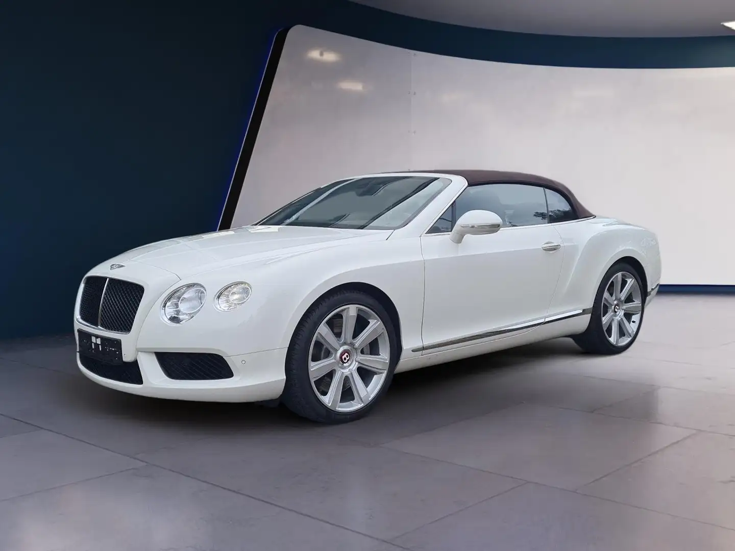 Bentley GTC V8 Mulliner Massage Kamera Blanco - 1