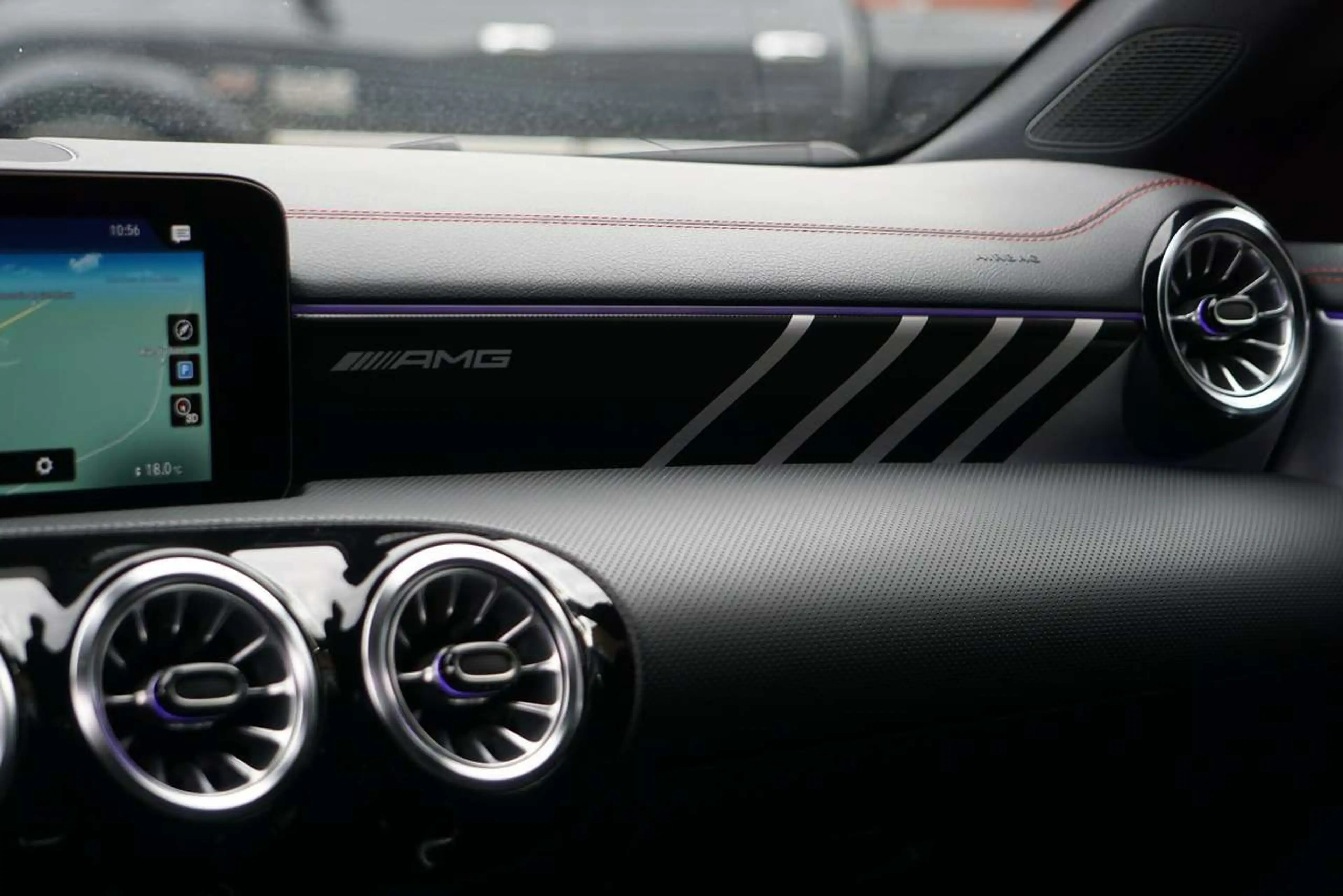 Mercedes-Benz CLA 45 AMG 4-Matic+ AUTO FULL LED CAM 388CV Speedshift DCT 8G — photo 15