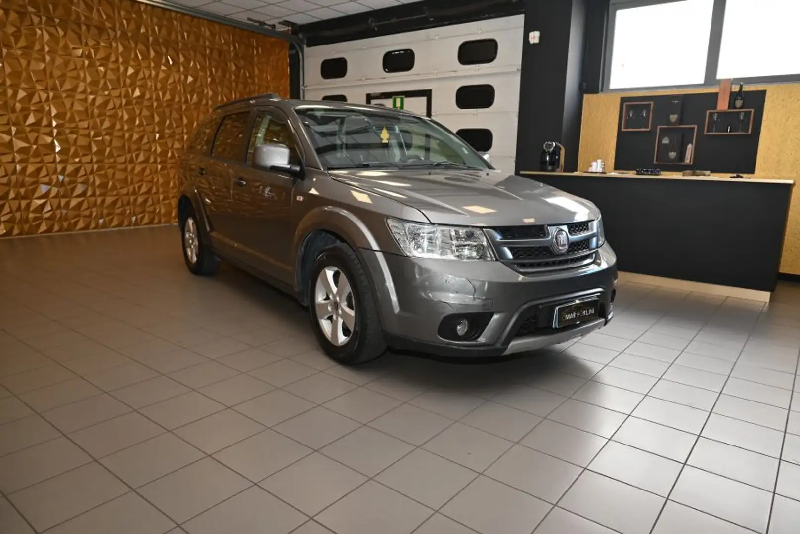 Fiat Freemont 2.0 Multijet 170CV URBAN 7 POSTI PELLE CRUISE FULL Grau - 2