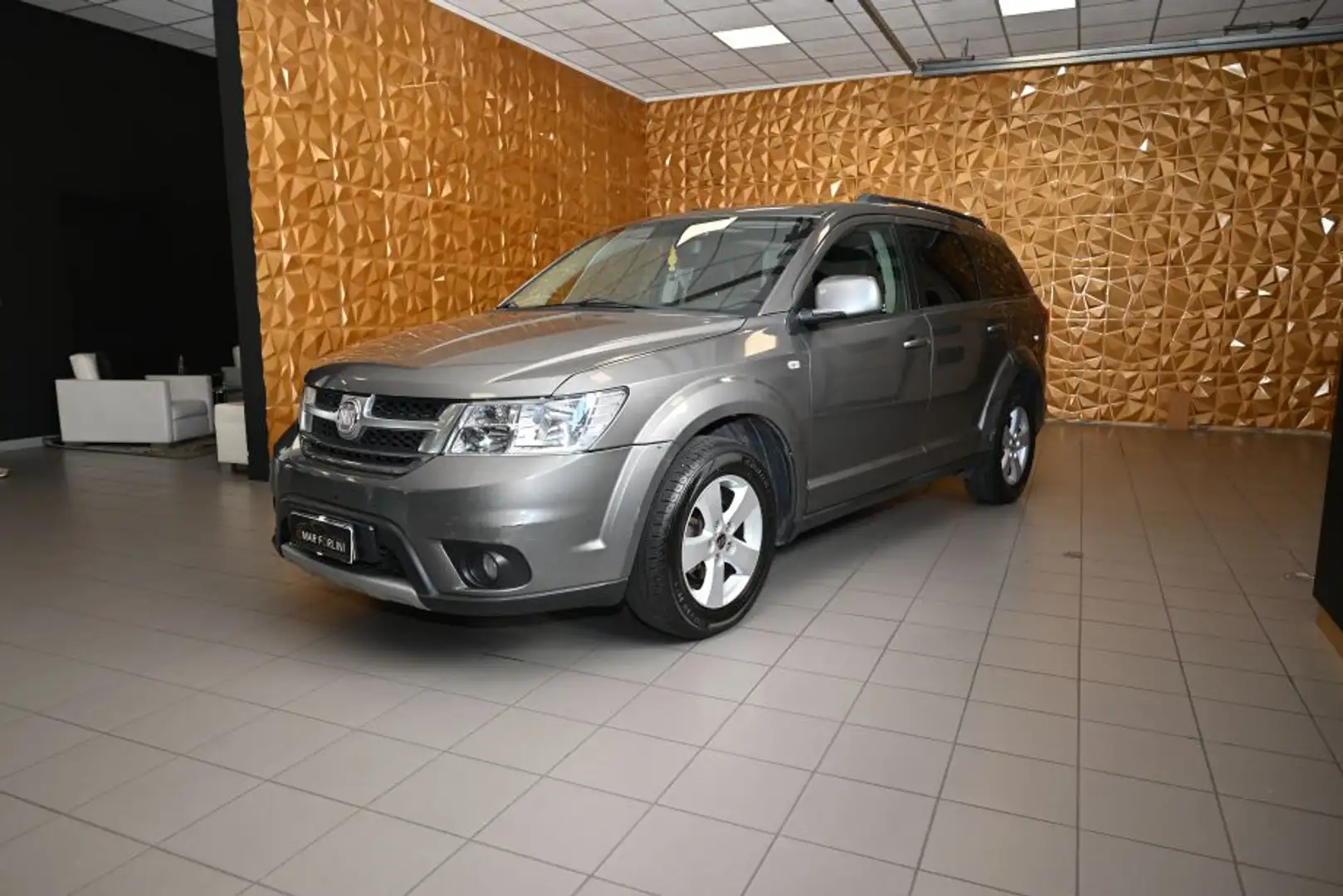 Fiat Freemont 2.0 Multijet 170CV URBAN 7 POSTI PELLE CRUISE FULL Grau - 1