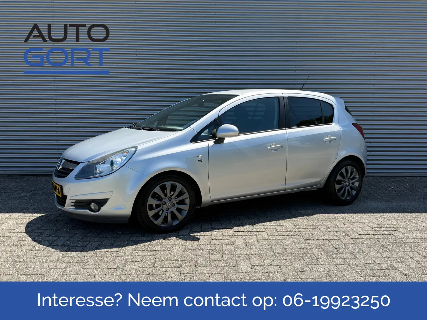 Opel Corsa 1.4-16V '111' Edition | Airco | 5 Deurs | 1e eigen Grijs - 1