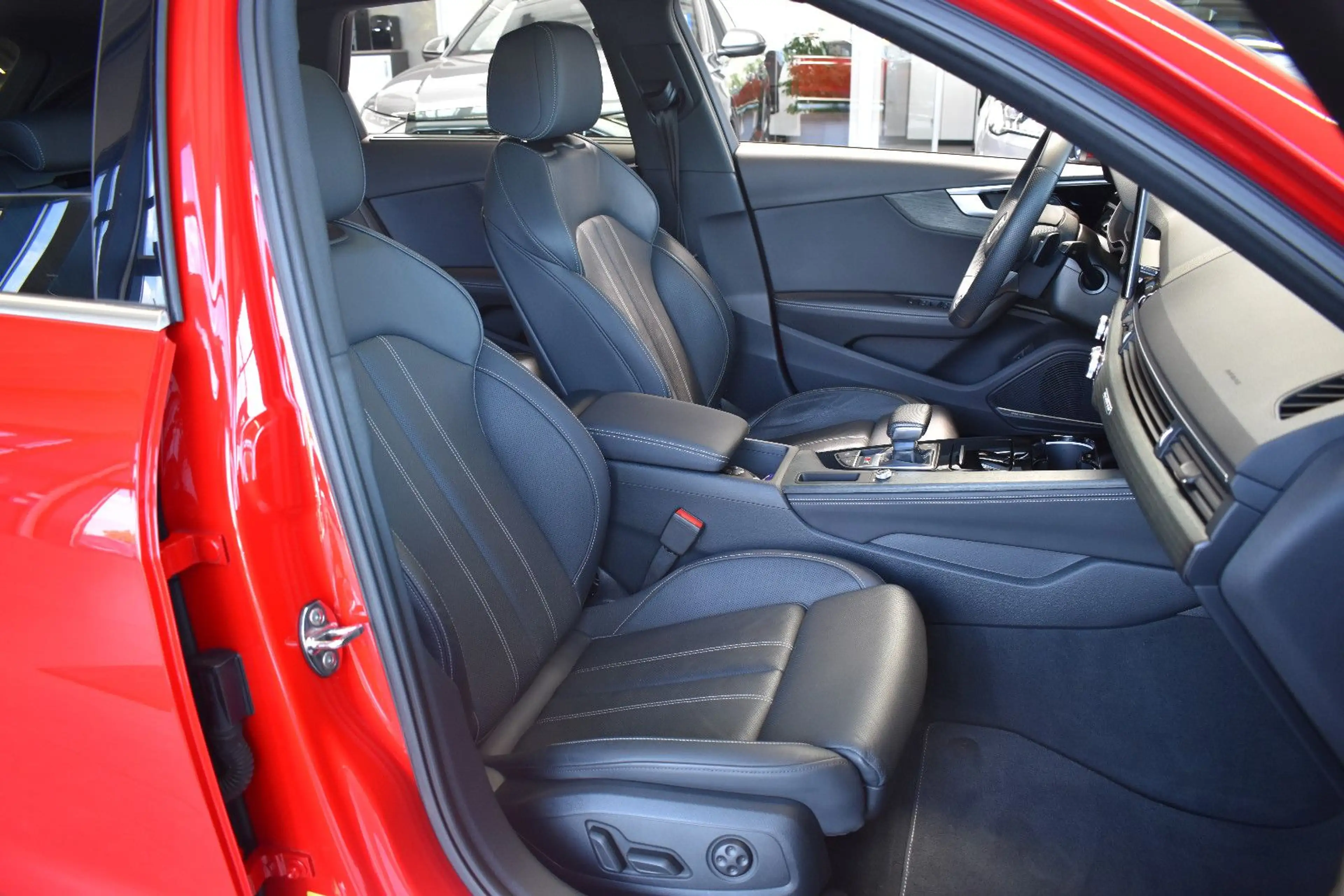 Audi S4 Avant TDI quattro Tiptro. Matrix~Virtual~Pano — photo 9