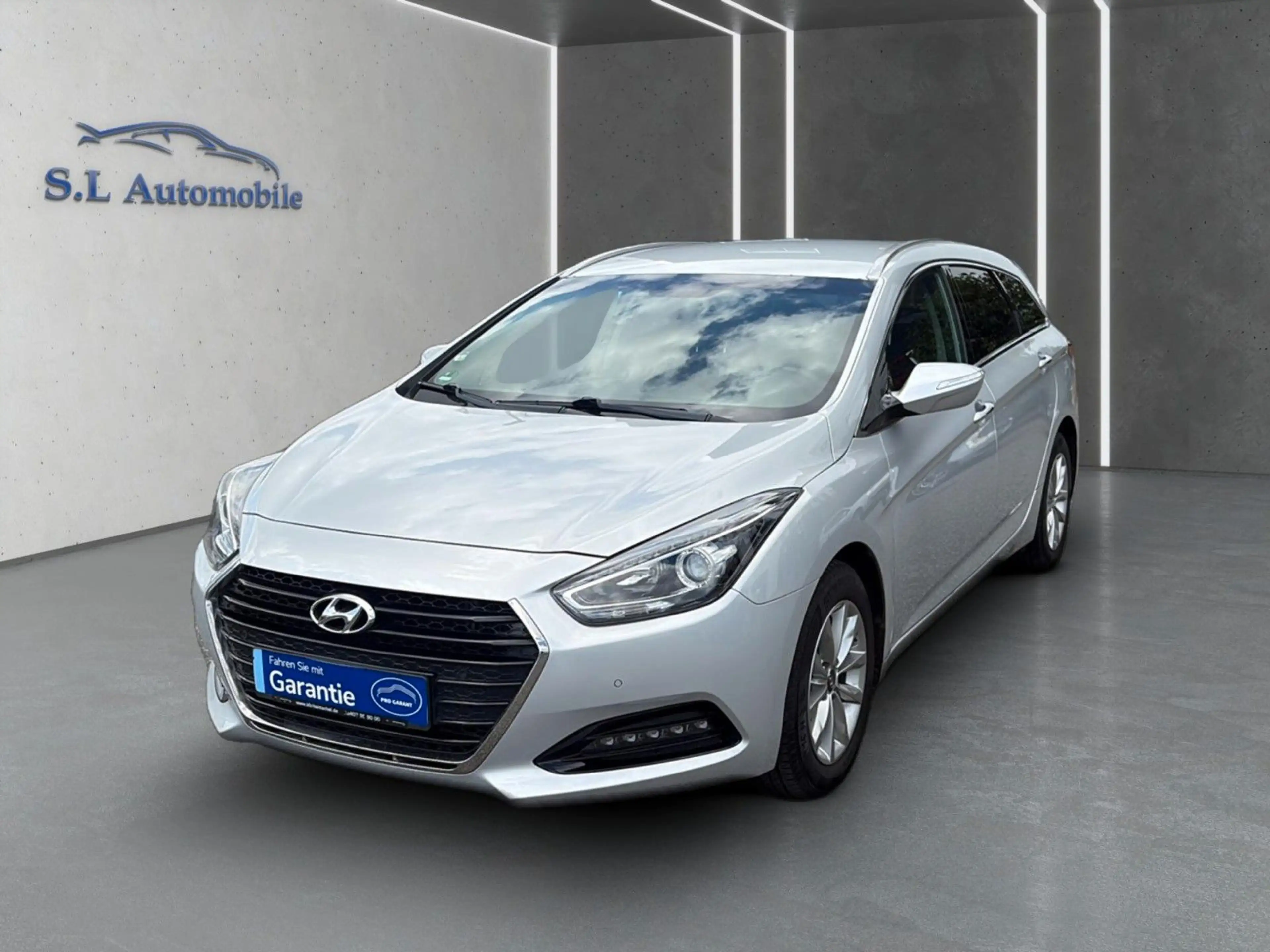 Hyundai i40 cw blue Trend Wagen Nr 111