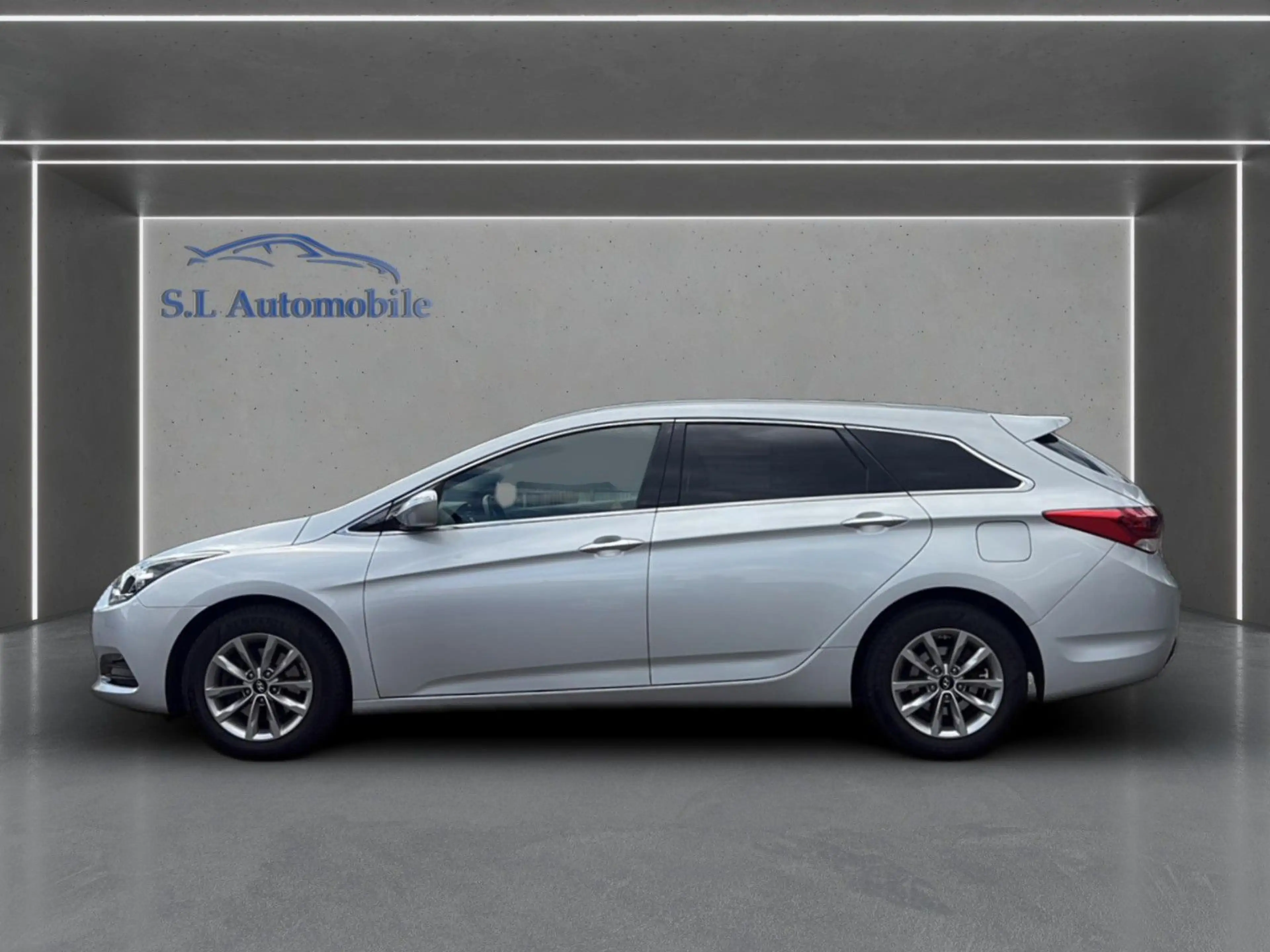 Hyundai i40 cw blue Trend Wagen Nr 111 — photo 8