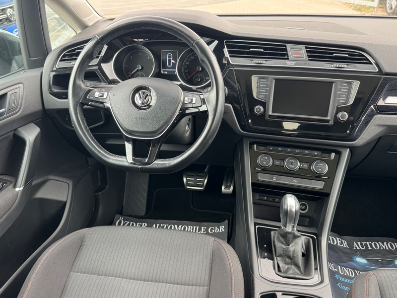Volkswagen Touran 1.6 TDI Sound BMT+7 Sitzer+Finanzierung+ — photo 12