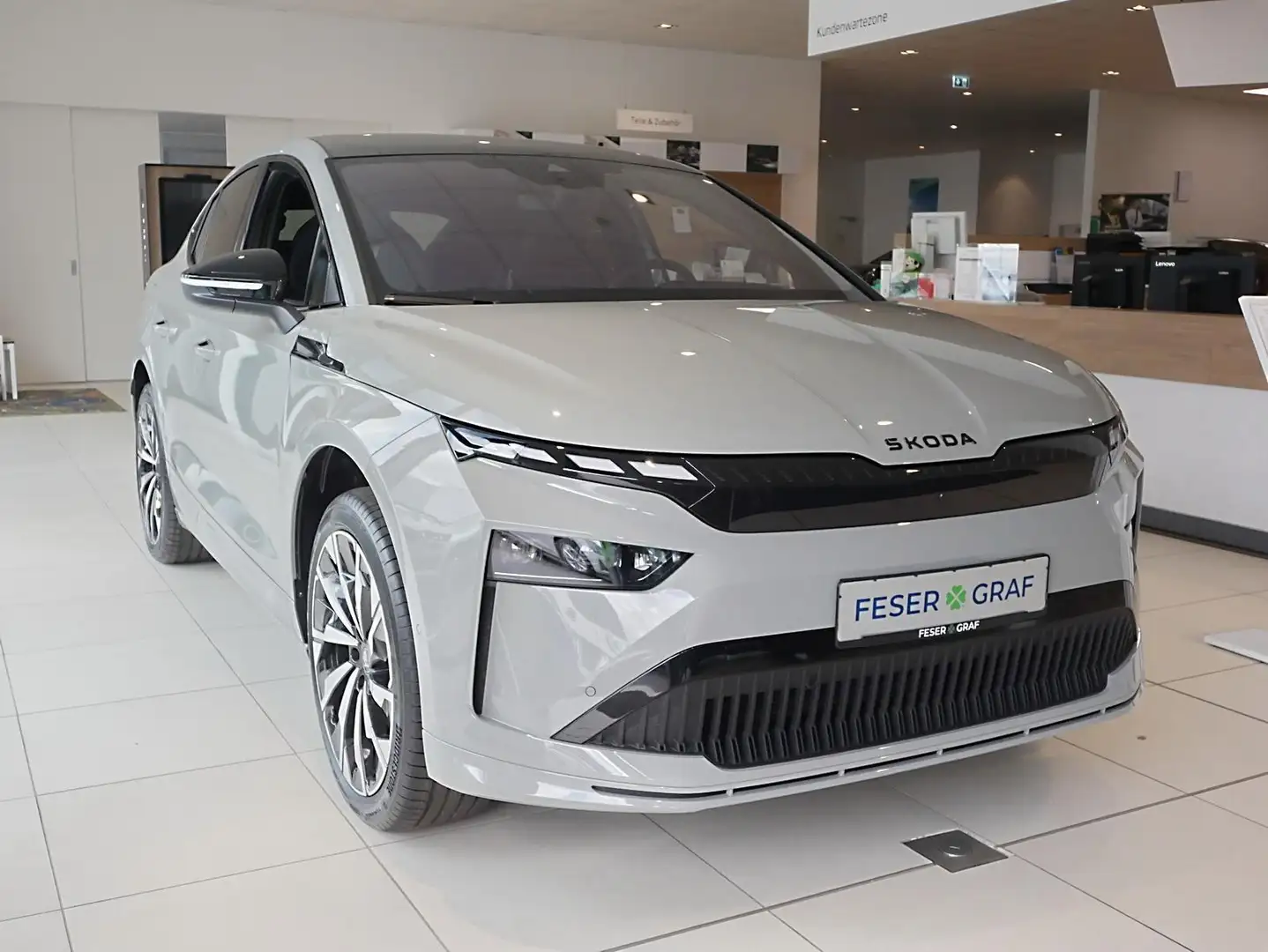 Skoda Enyaq 85 Sportline AHK, Winter, NAVI Grau - 2