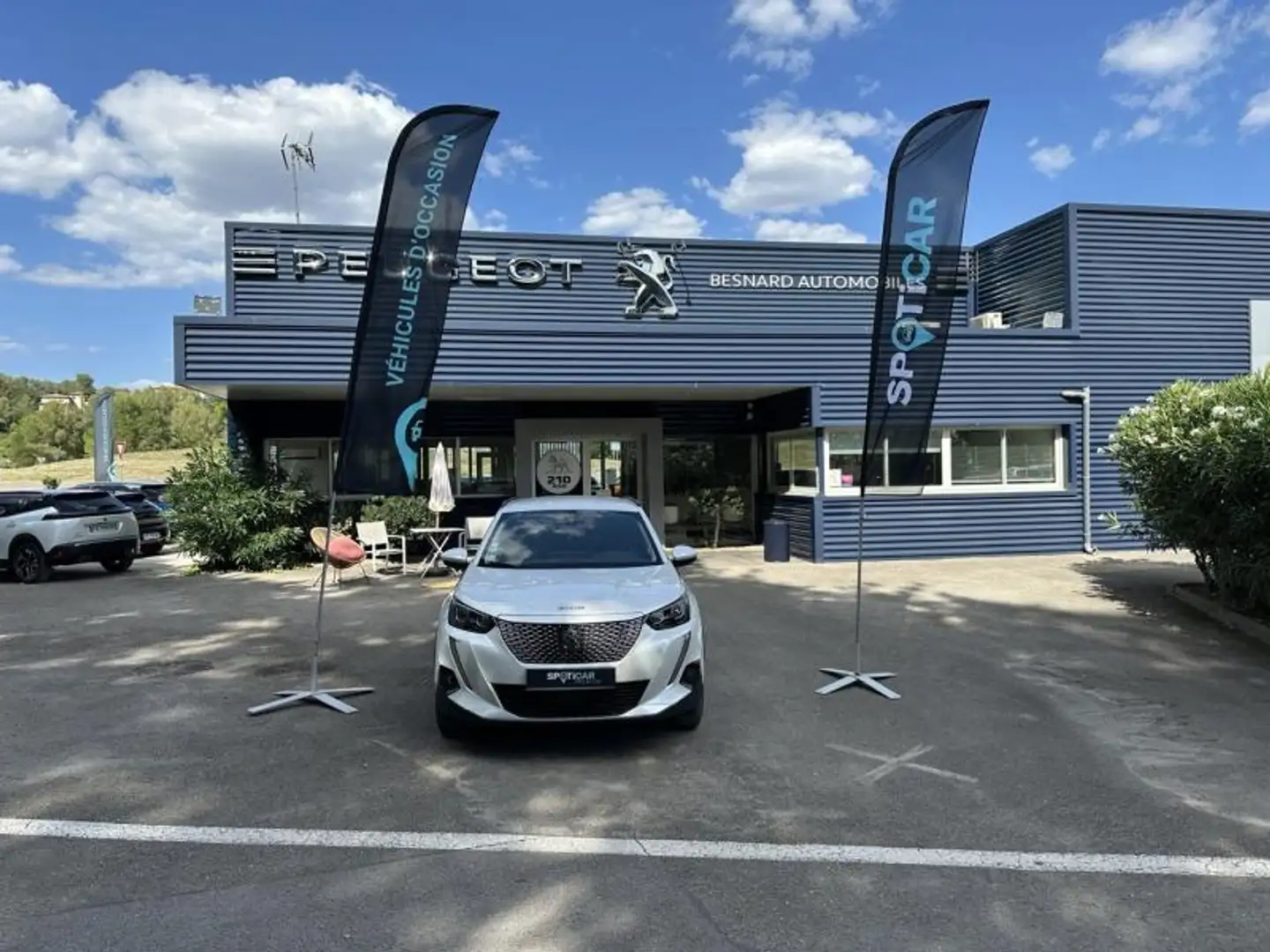 Peugeot e-2008 e-2008 136ch Allure Pack Blanc - 2