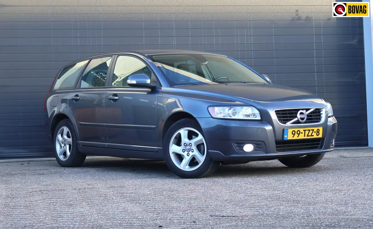 Volvo V50