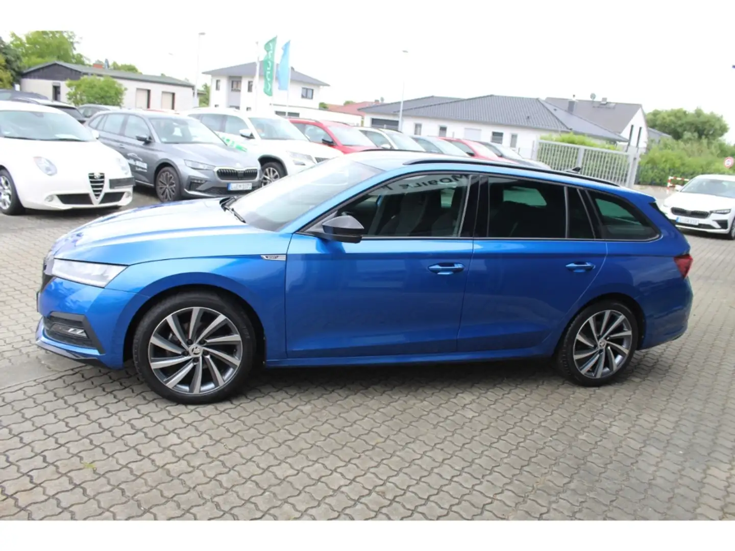 Skoda Octavia ACT EU6d Combi Sportline 1.5 TSI 110kW Navi Digita Blau - 2