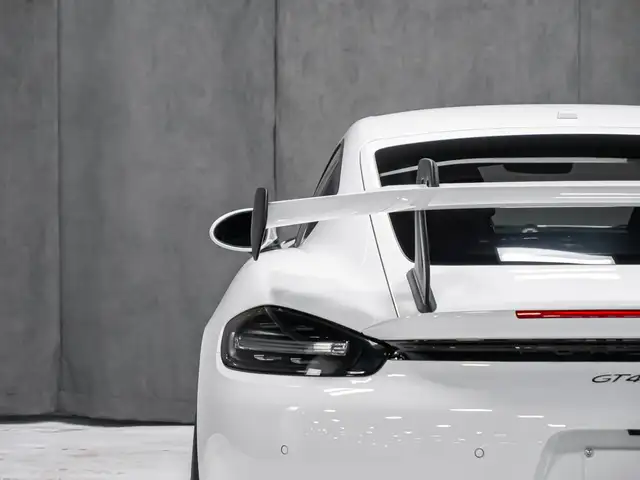 Porsche 718 Cayman 2025 — photo 7