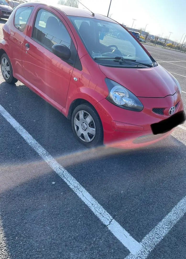 Toyota Aygo Aygo 1.0i VVT-i Rood - 1