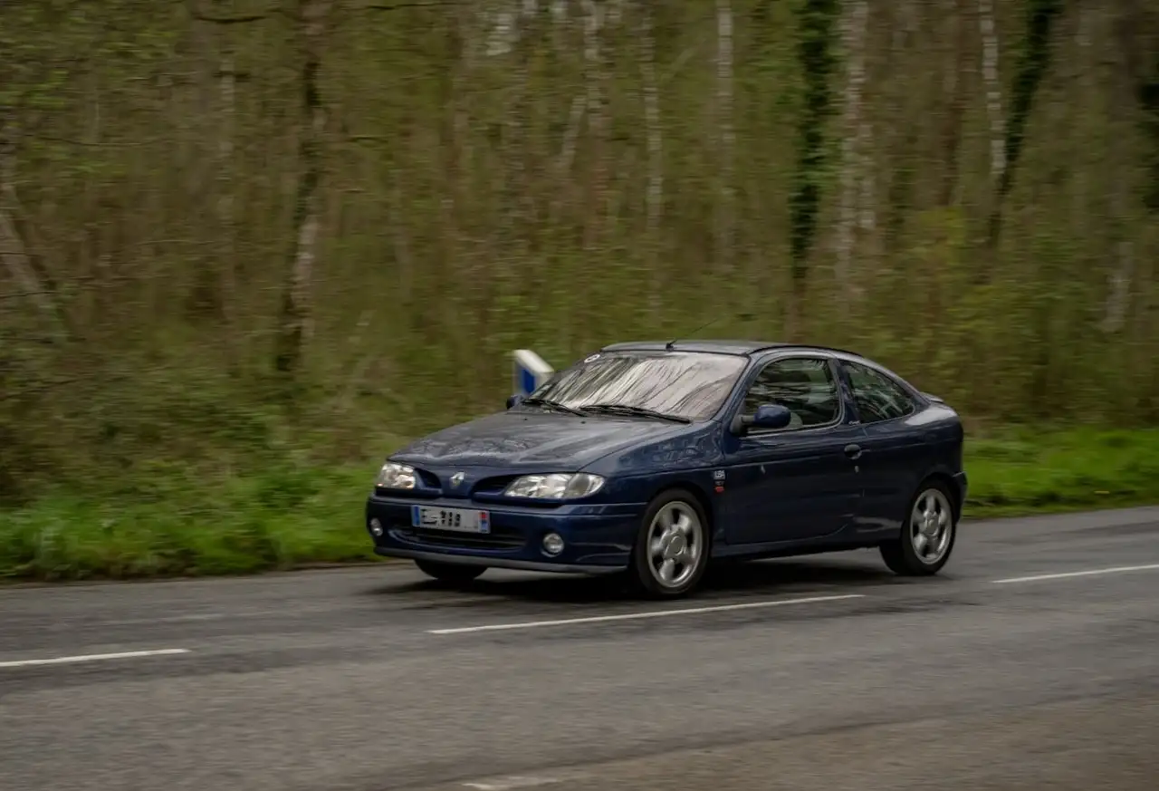 Renault Megane MÃ©gane CoupÃ© 2.0i 16V
