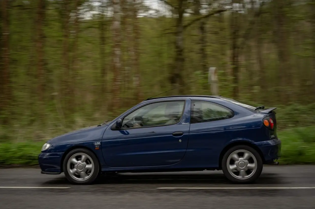 Renault Megane Mégane Coupé 2.0i 16V, foto 5