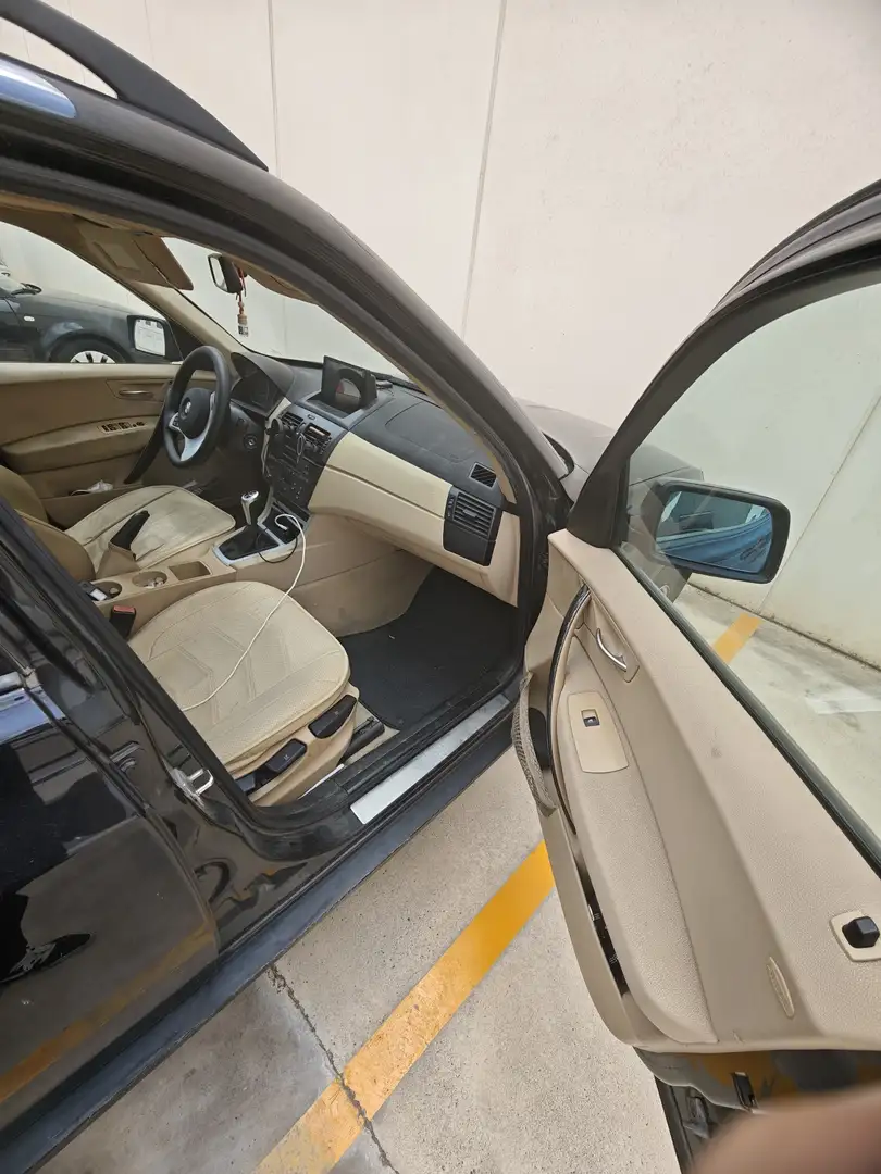 BMW X3 2.0d - 1