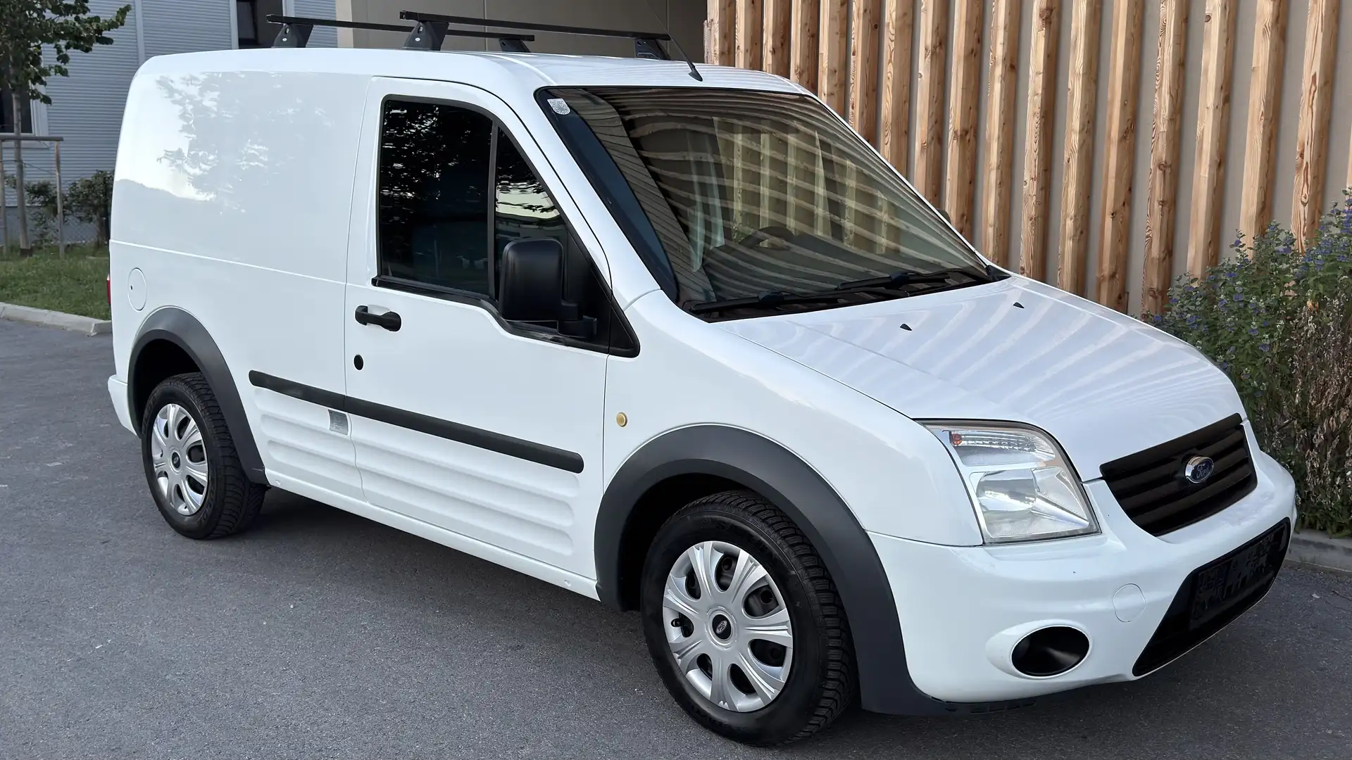 Ford Transit Connect 1.8 TDCI **NEUES PICKERL+ZAHNRIEMEN** - 1