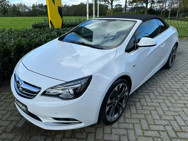 Opel Cascada 1.4 Turbo ecoFLEX Cosmo Xenon / Camera / Winterpak