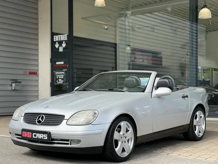Mercedes-Benz SLK 200