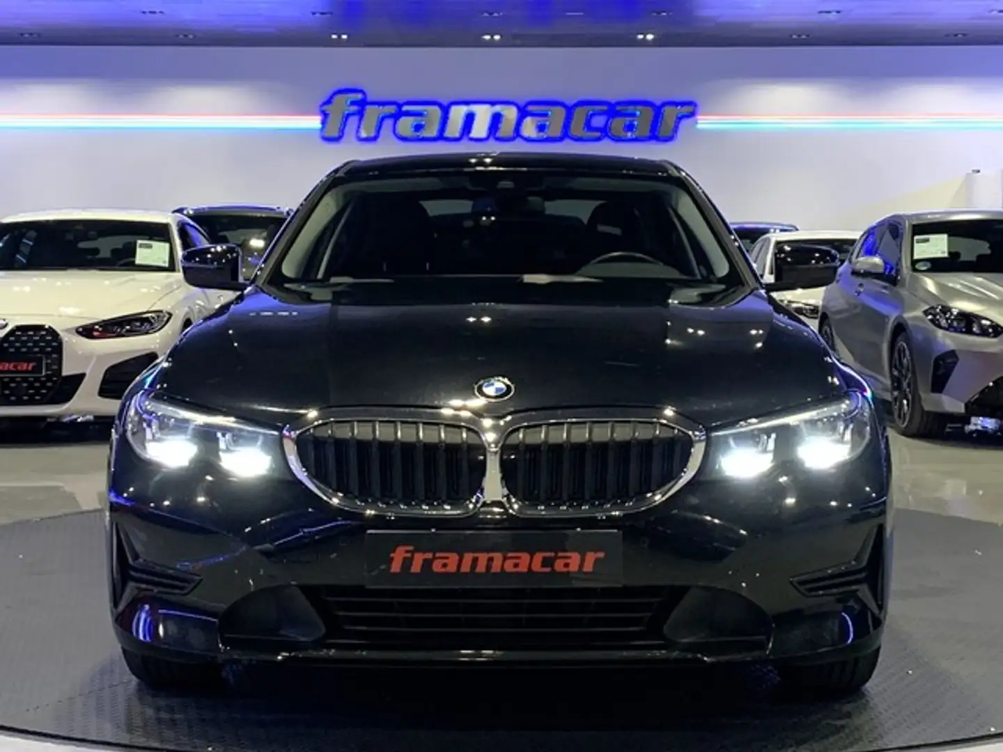 BMW 318 318dA Negro - 2