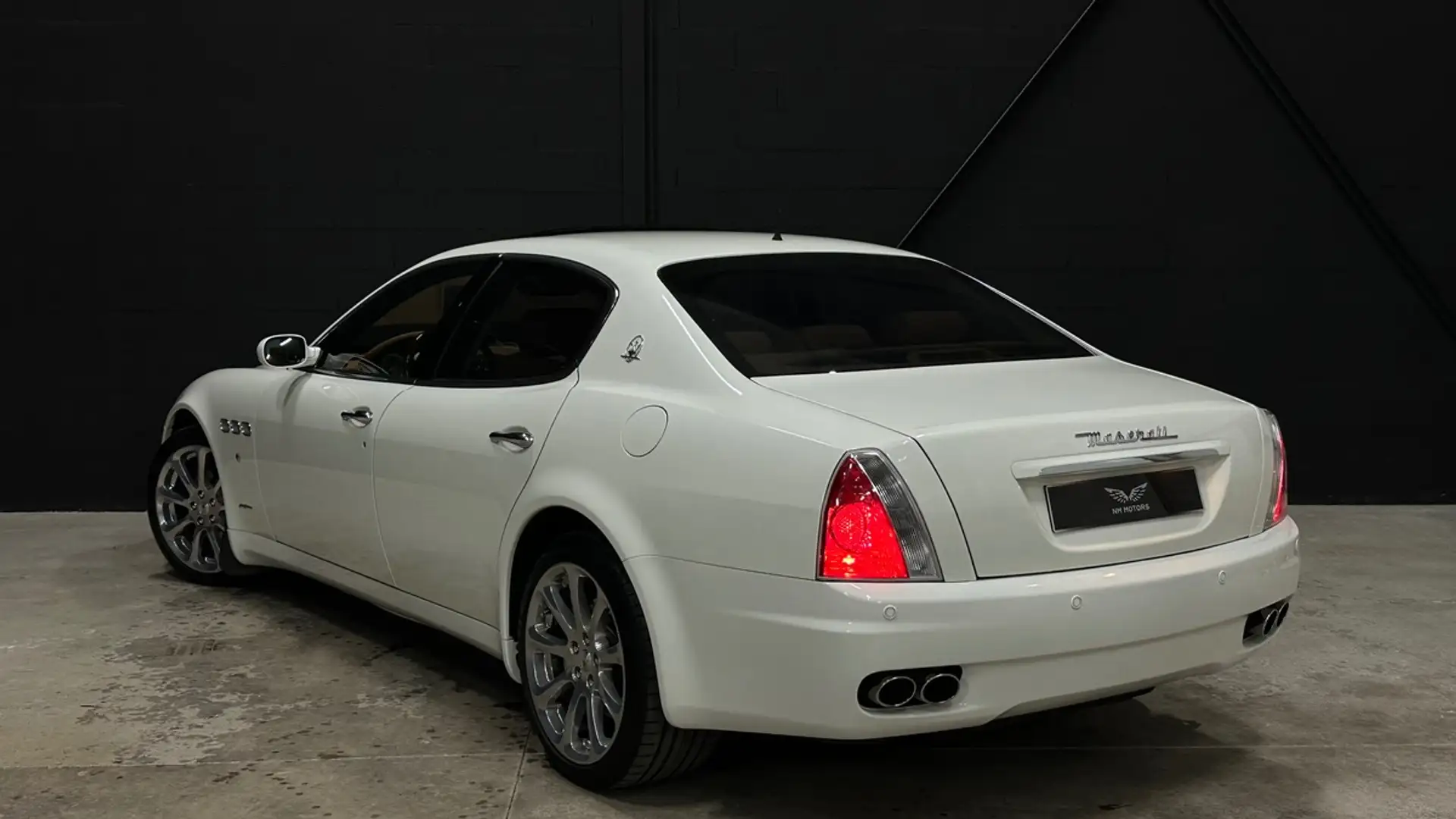 Maserati Quattroporte V8 4.2 400 CV Boite Automatique ZF Executive GT Blanc - 2