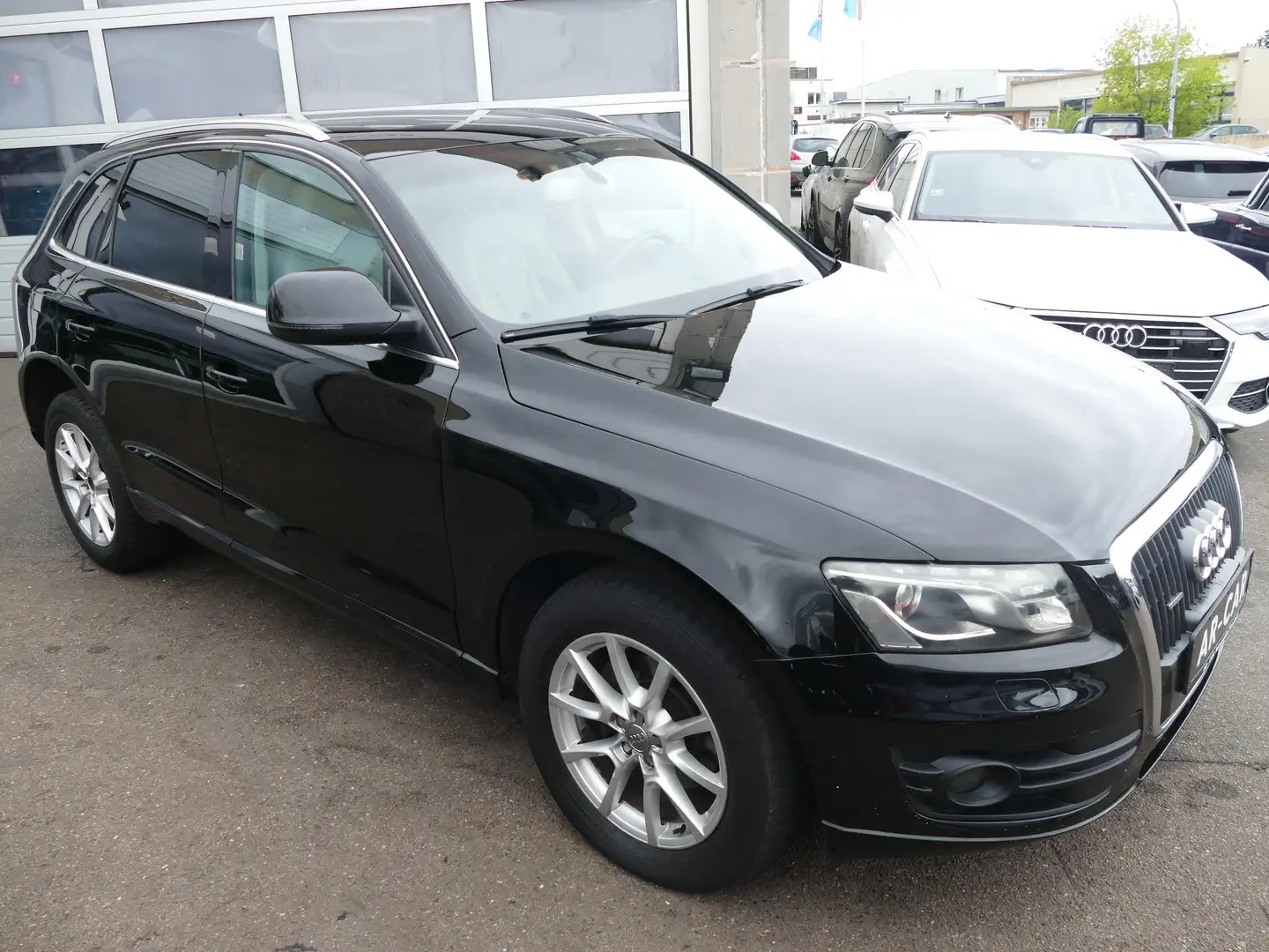 Audi Q5 2.0 TFSI Turbo Quattro Leder Panorama Xenon Automa Noir - 2