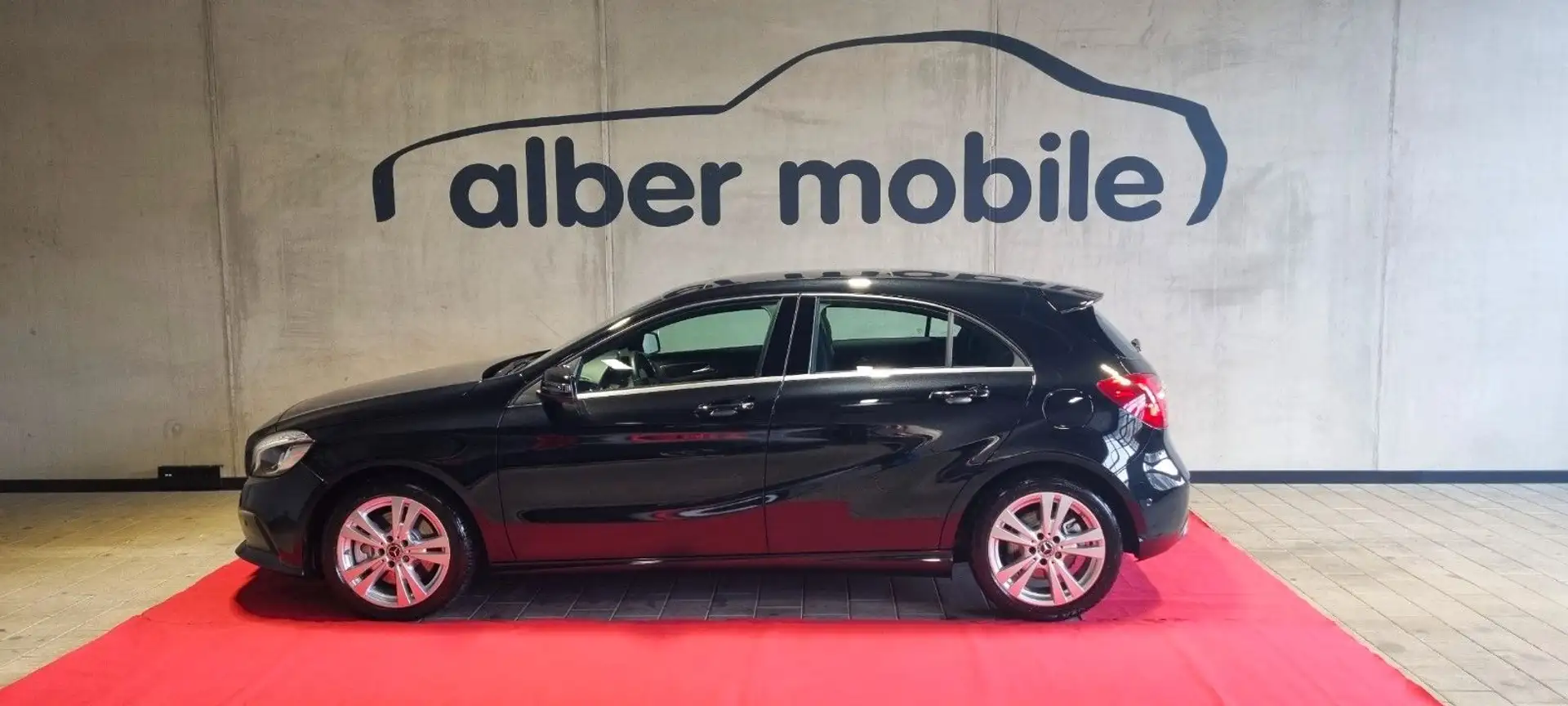 Mercedes-Benz A 250 BlueEffi.Busin.LED Pano Kam Tempo Navi Me Zwart - 2