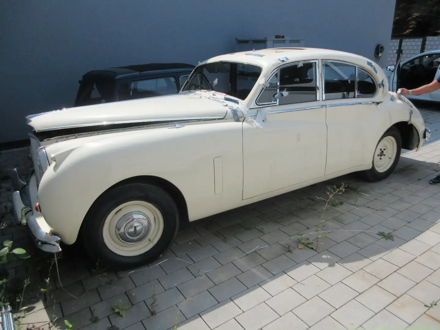 Jaguar MK VIII Белый - 1