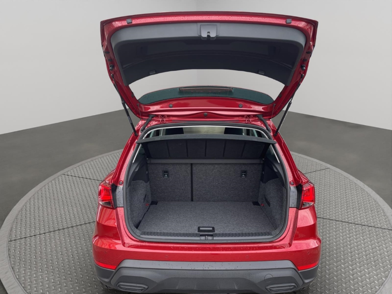 SEAT Arona Style Navi Tempomat Allwetter LED PDC — photo 15