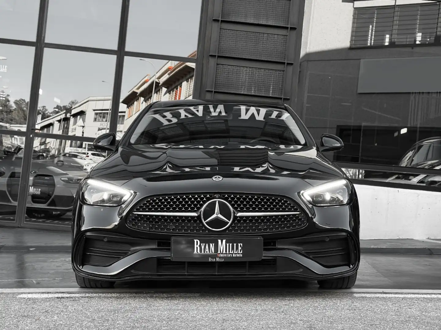 Mercedes-Benz C 220 220d 4Matic 9G-Tronic Negro - 2