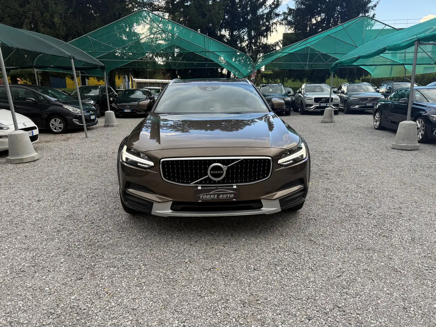 Volvo V90 Cross Country V90  Cross Country 2.0 d4 Pro awd geartronic Marrone - 2