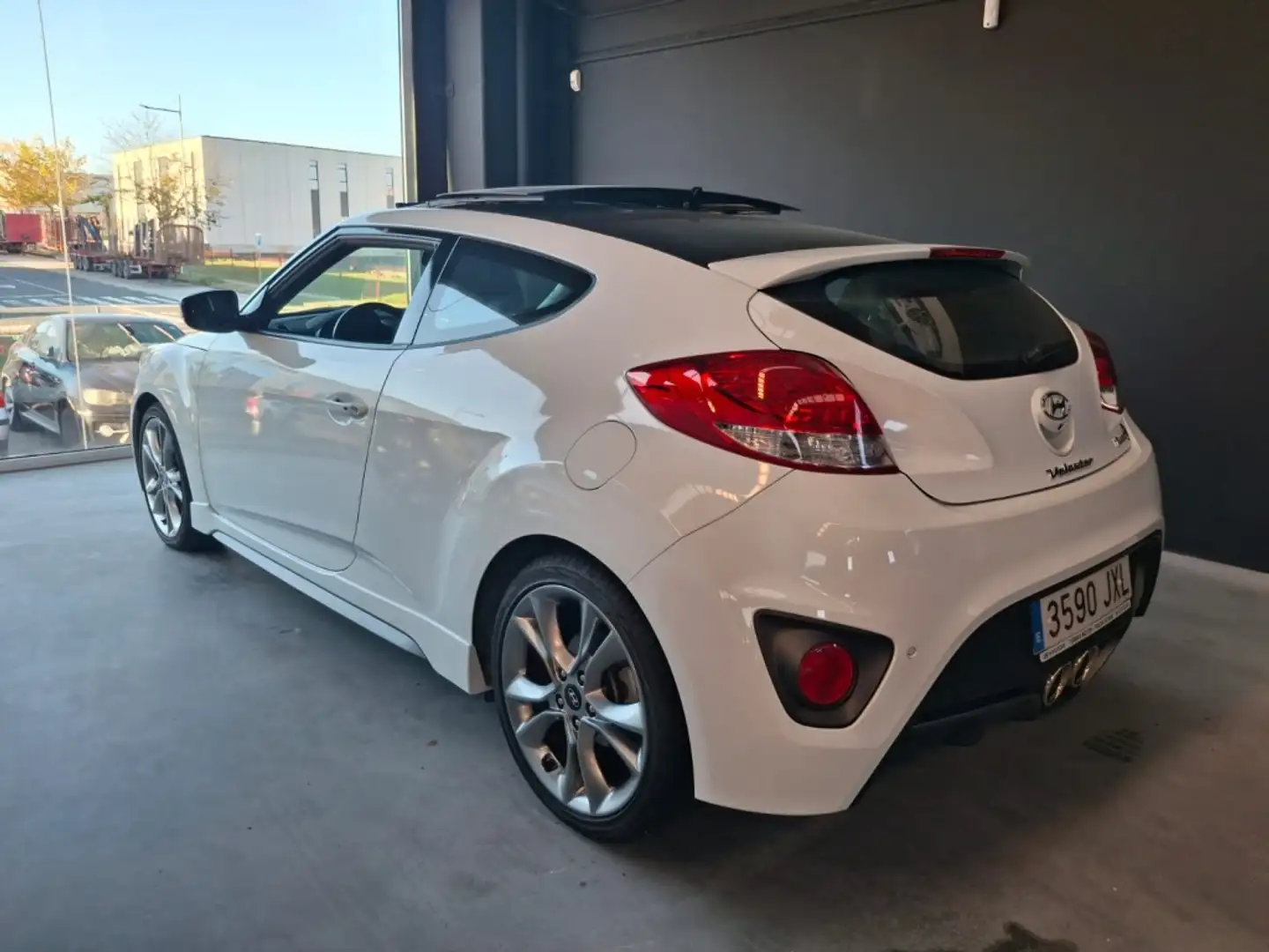 Hyundai VELOSTER 1.6 TGDI Turbo DT 186 - 2